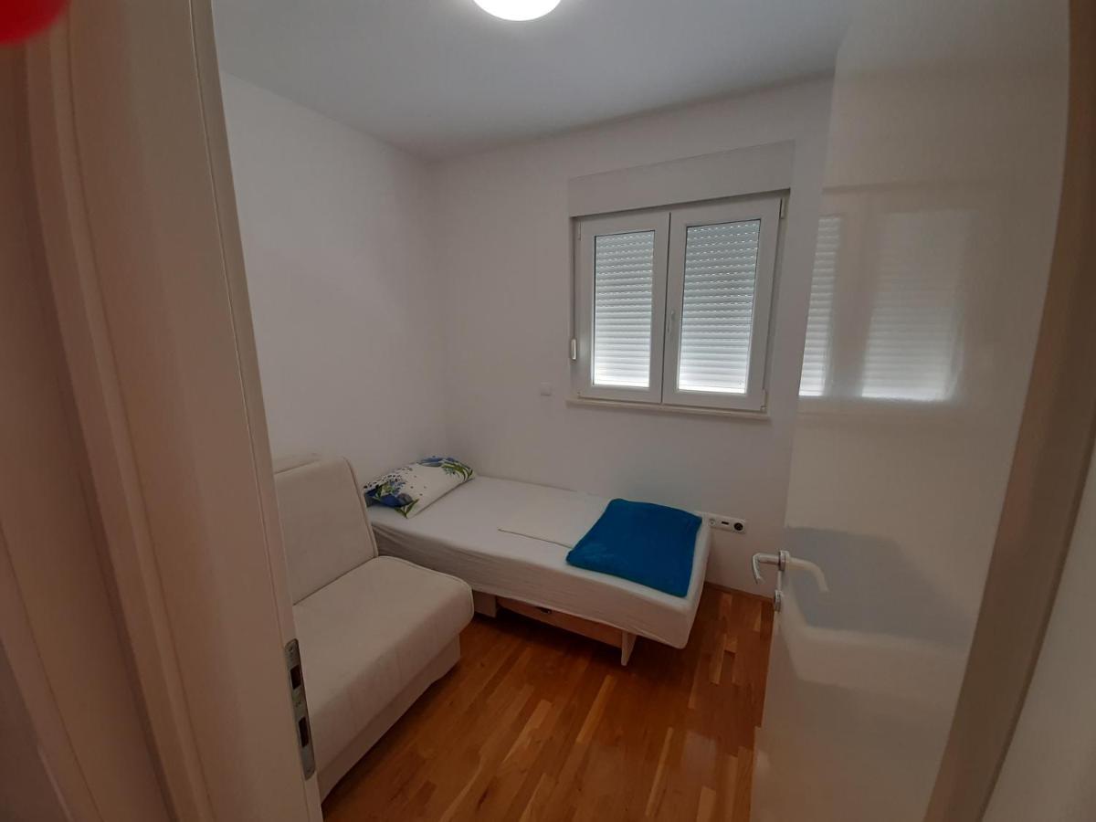 Apartman U Centru Makarske Makarska Exterior foto