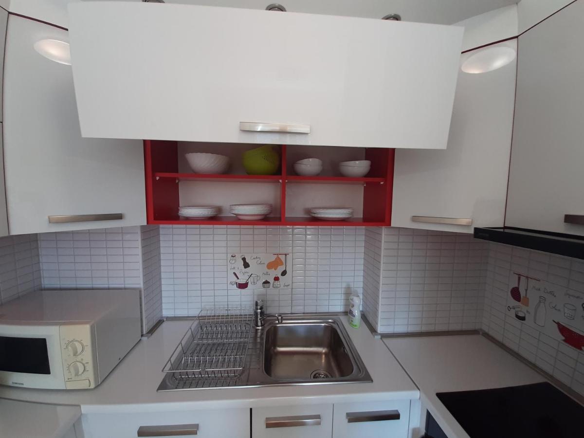 Apartman U Centru Makarske Makarska Exterior foto