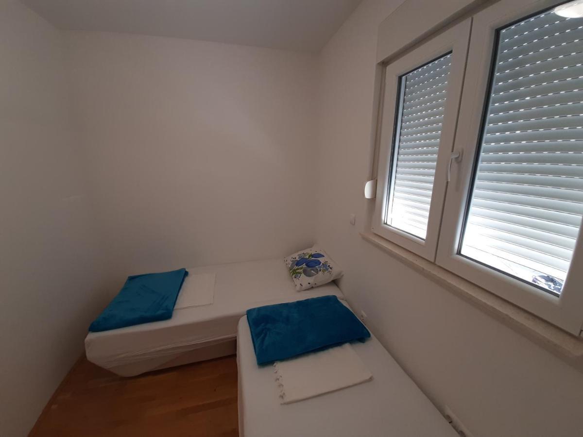 Apartman U Centru Makarske Makarska Exterior foto