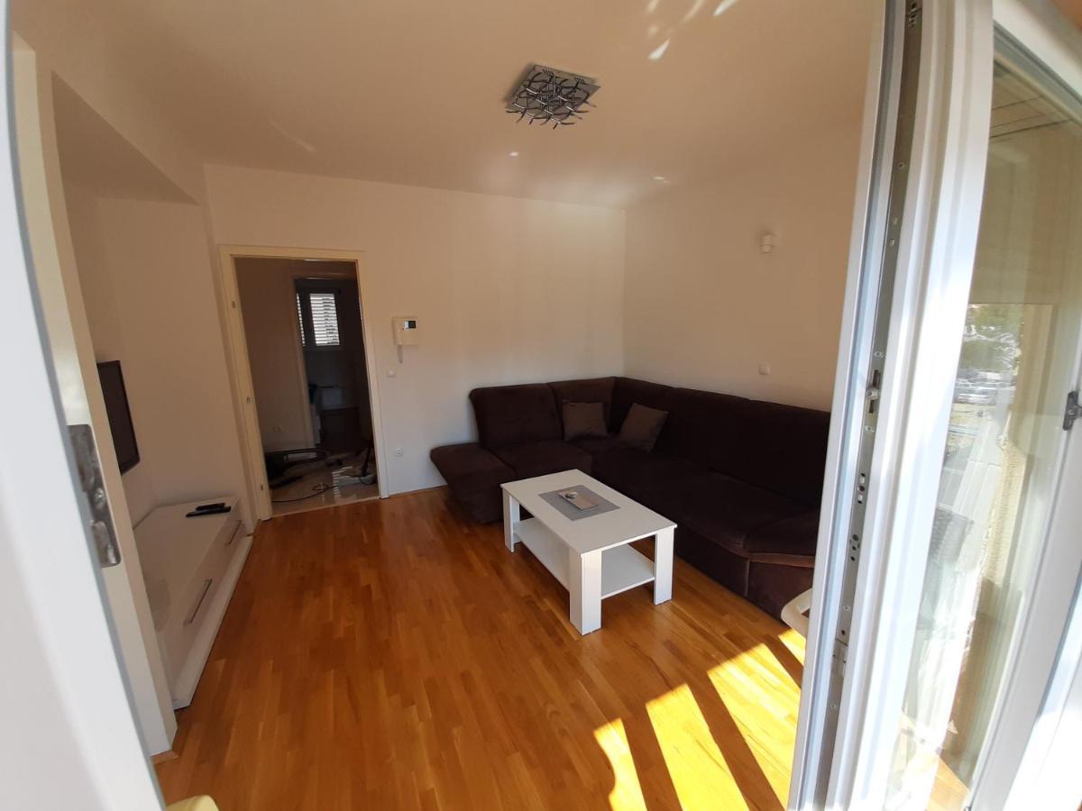 Apartman U Centru Makarske Makarska Exterior foto
