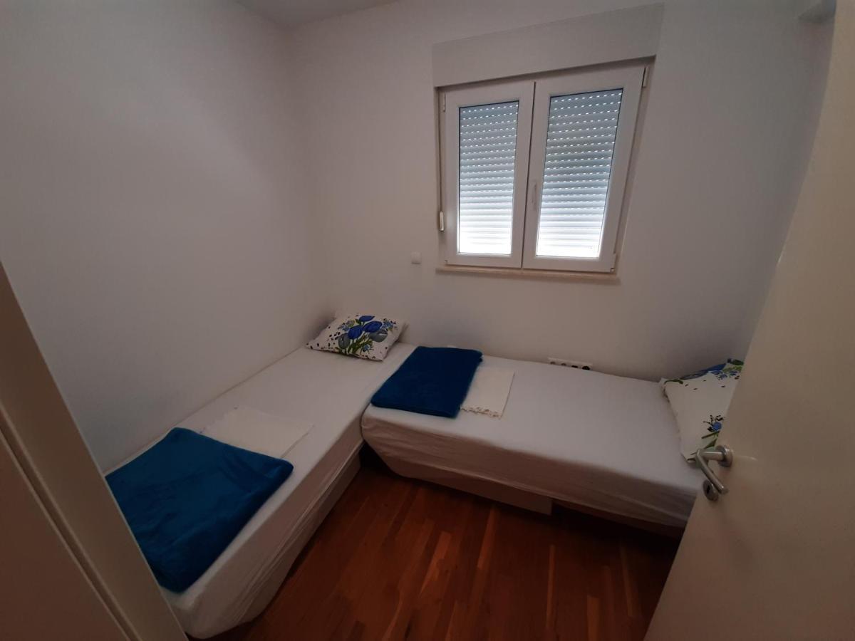 Apartman U Centru Makarske Makarska Exterior foto